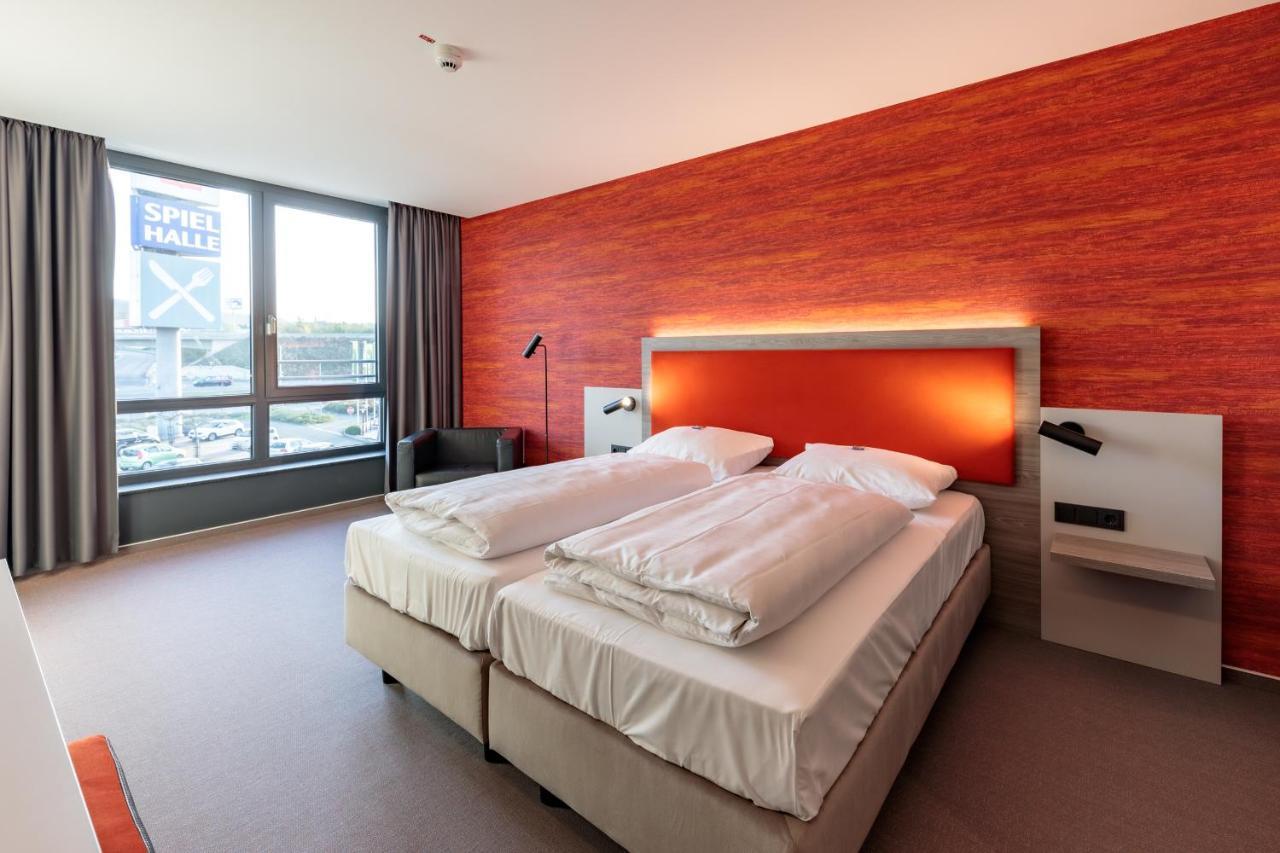 Hotel Am Ruessel Lohfelden Bagian luar foto