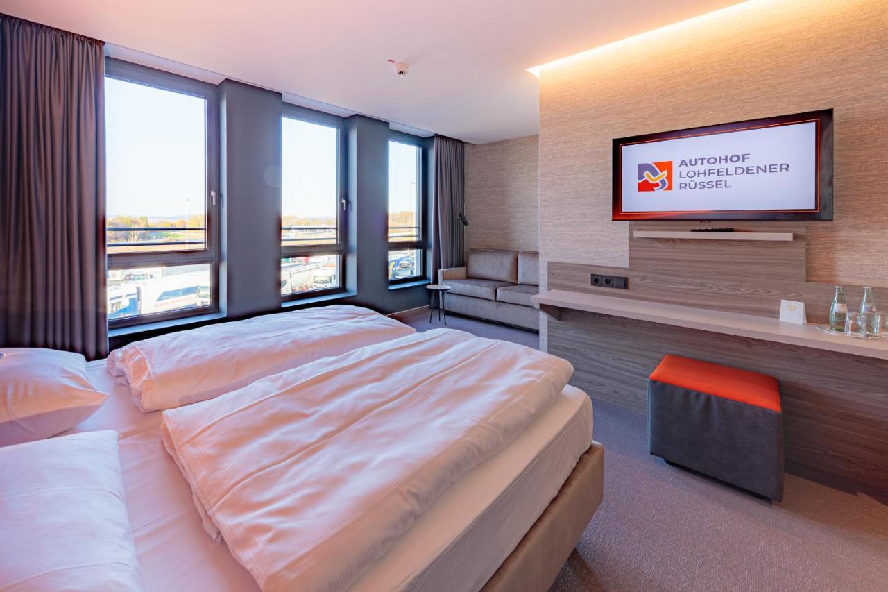 Hotel Am Ruessel Lohfelden Bagian luar foto