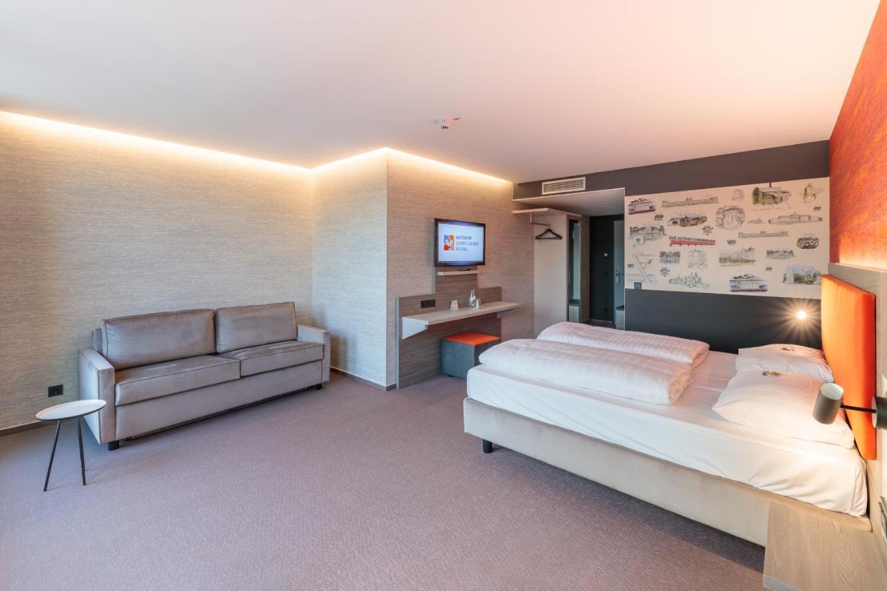 Hotel Am Ruessel Lohfelden Bagian luar foto